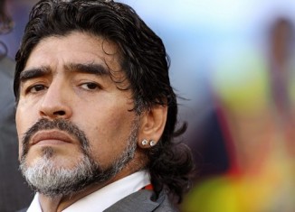 Maradona agresse un journaliste