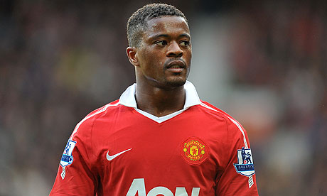 Patrice Evra prolonge à Manchester