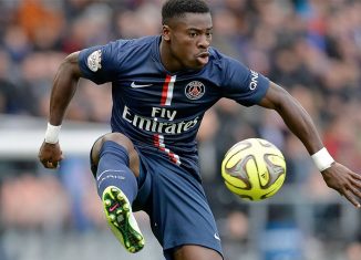 Mercato PSG: Le Barça force pour Aurier, Al-Khelaïfi ne lâche pas